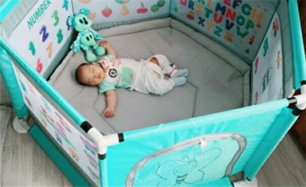 Is It Safe to Let Babies to Sleep in Playpens?